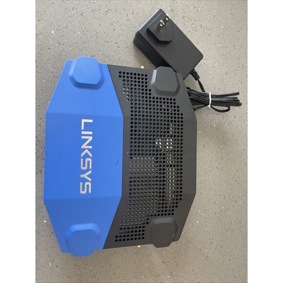 *READ* Linksys WRT1900AC V2 1300 Mbps 4 Port Dual-Band Wi-Fi Router PARTS ONLY - Picture 2 of 12